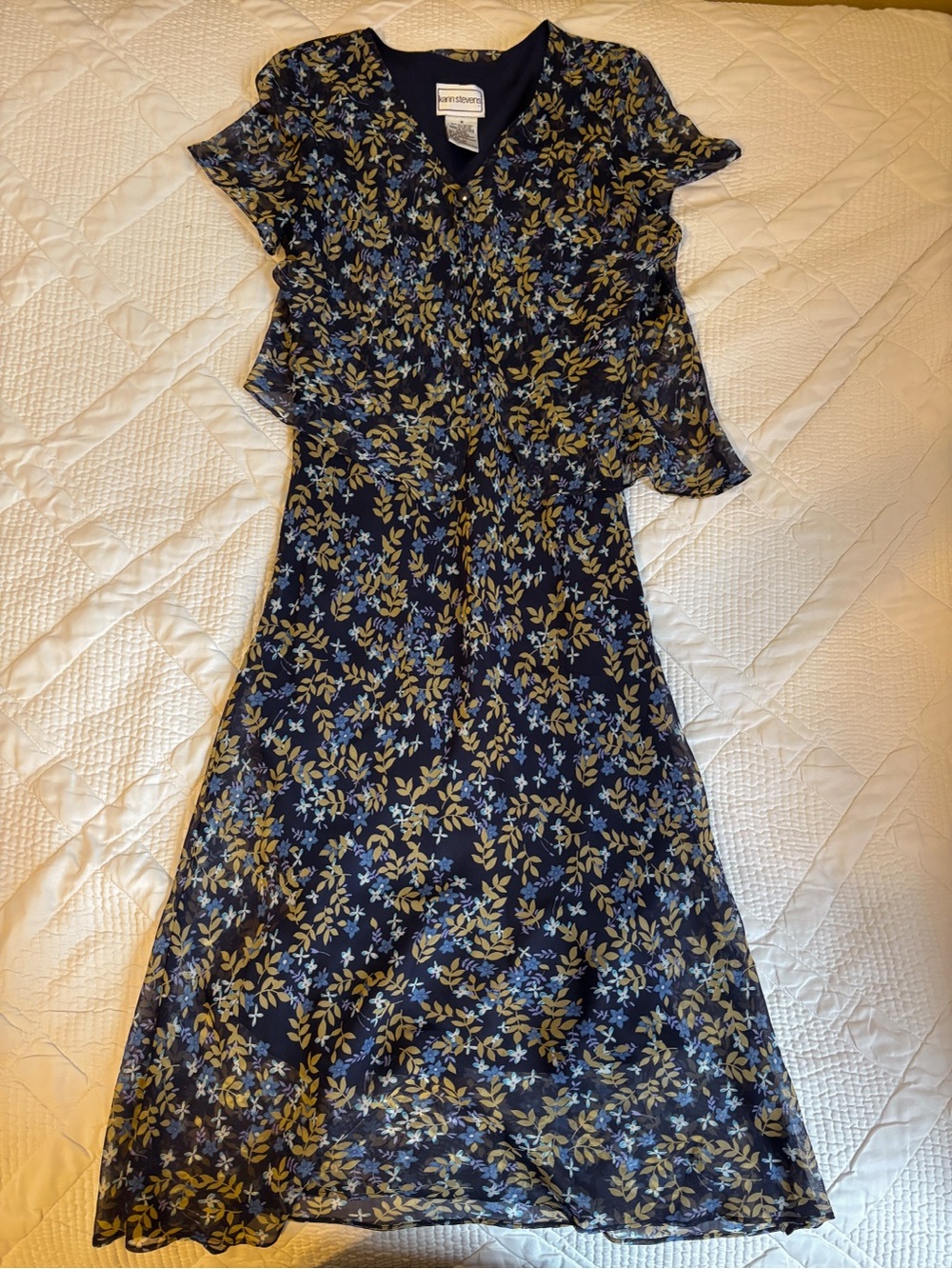 Karin Stevens Vintage Navy Floral Short-Sleeve Midi Dress